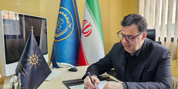 حکم انتصاب دکترسیدمازیارمیر به سمت مدیر ارتباطات راهبردی اندیشکده سهام عدالت