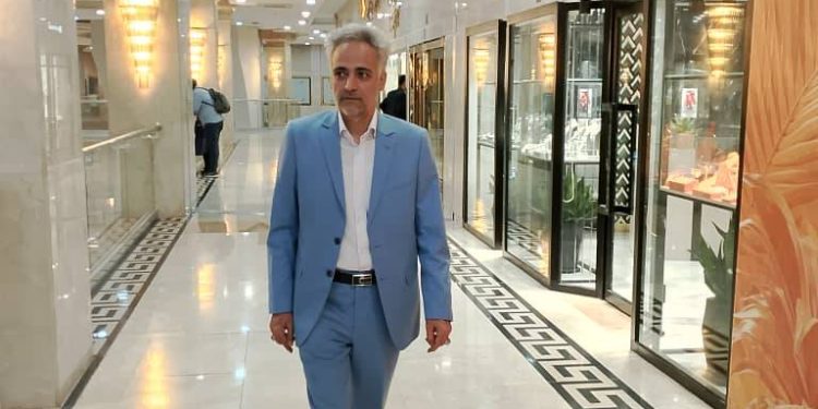 گفتگو با محمد بشیری گودرزی رئیس انجمن جهانی تجارت سنگ‌های قیمتی