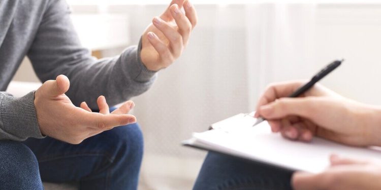 فعالیت ۷۳۸ مرکز مشاوره و ۲۱ هزار مشاور برای حمایت از سلامت روان دانش‌آموزان؛ برنامه جدید آموزش‌وپرورش برای پیشگیری از آسیب‌های اجتماعی