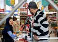 اعتراض به معیار پرداخت کالابرگ ۱.۵ میلیون تومانی؛ کاربران می‌گویند با درآمد ۲۰ میلیون نمی‌توان زندگی کرد