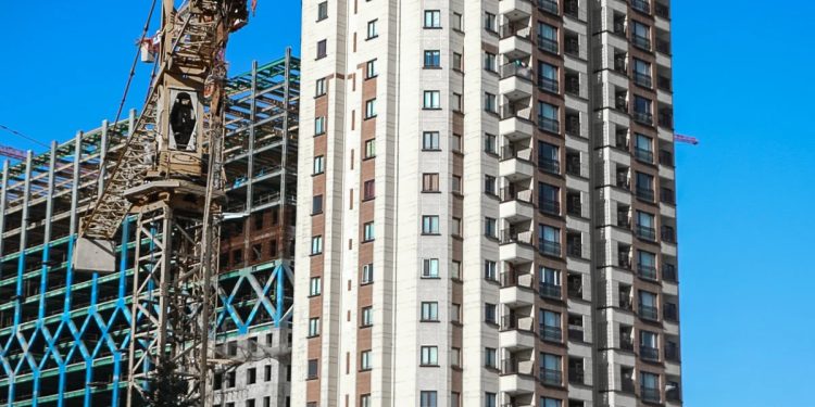 افزایش هزینه ساخت مسکن در ایران؛ انبوه‌سازان در تنگنای مالی و بلاتکلیفی